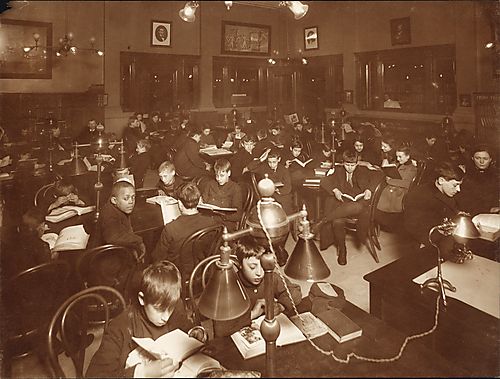 (Carnegie Library: Wylie Avenue Branch, May 1908)