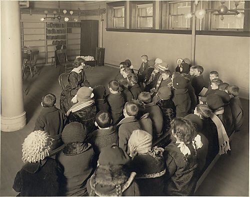 (Carnegie Library: Wylie Avenue Branch; Story Hour, January 1917)