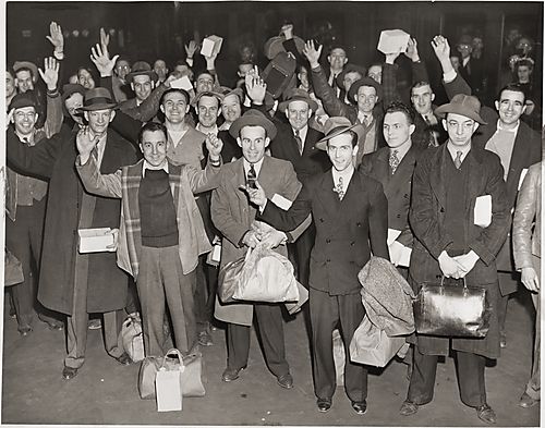 (War Activities: Men Leaving for the Army)