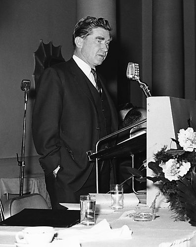 Chancellor Wesley Posvar