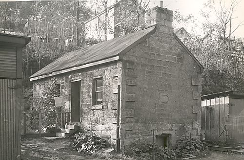 Risher Springhouse, front and end