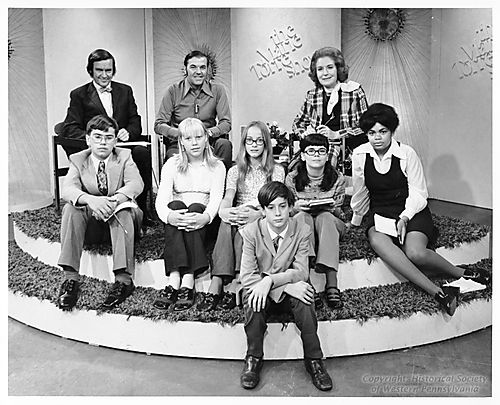 Columbus Middle School Students visit the Marie Torre Show