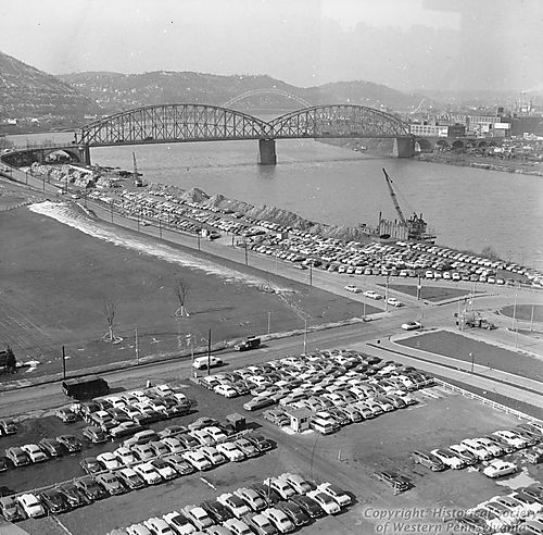 Golden Triangle under Construction