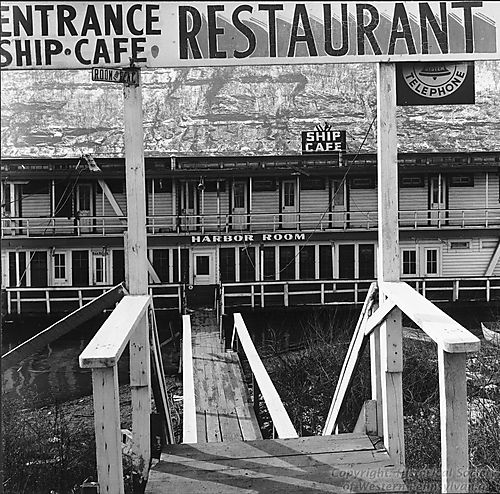 Ship Cafe at Point State Park