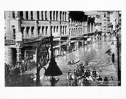 Downtown Pittsburgh during the Flood of 1907