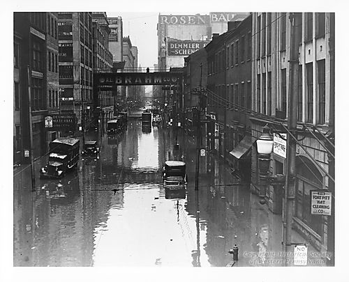 Penn Avenue under water during the Flood of 1936