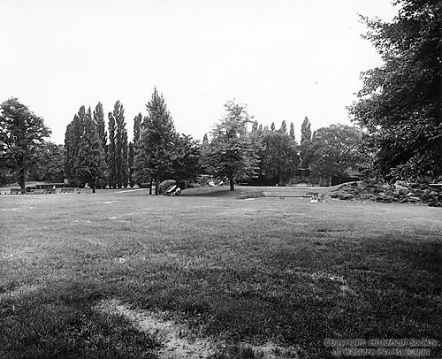 Mellon Park Looking Toward the Fountain