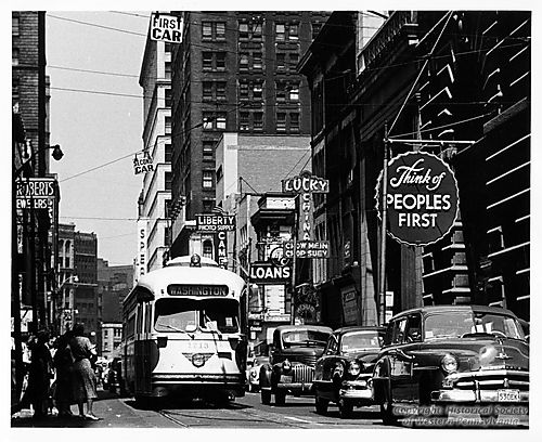 Downtown Pittsburgh Street Scene