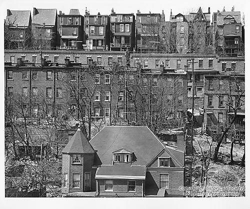 Pittsburgh Neighborhood Scene