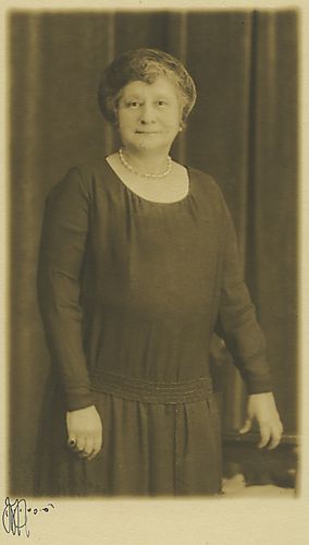 Photograph of Bertha Rauh (3)