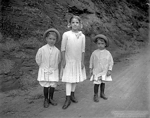 Lizzie and the children at Schenley Park