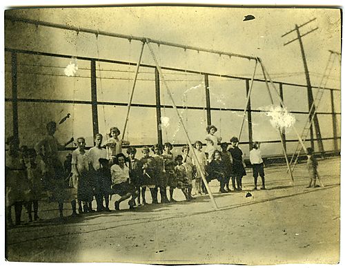Children playing at the Washington Park playground (3)