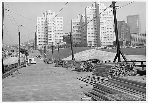Duquesne Way Ramp under Construction