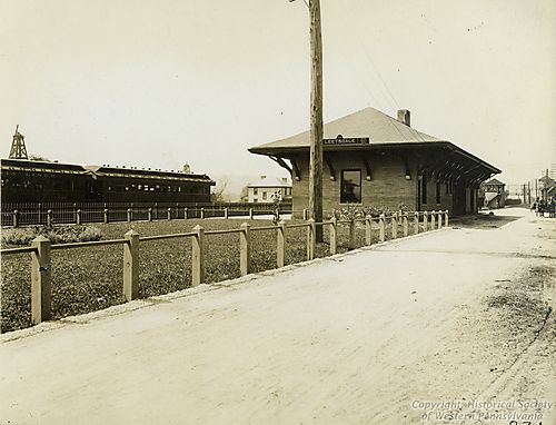 Leetsdale Station