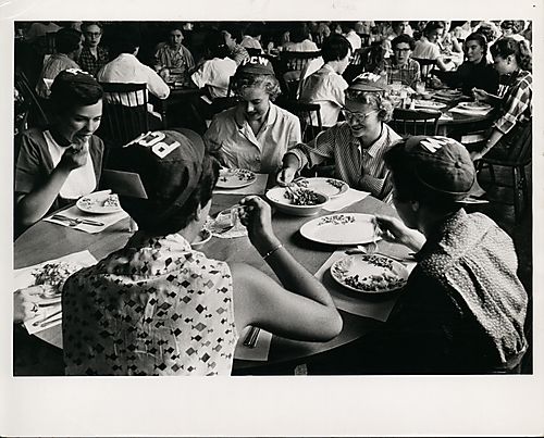 Freshmen class members wearing dinks