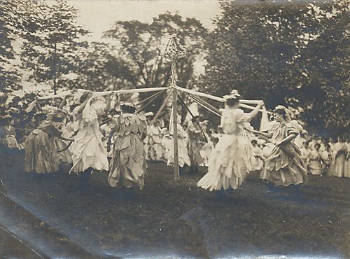 Dilworth Hall Maypole dancers