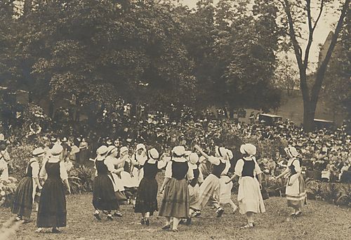 Dance of the milk maids