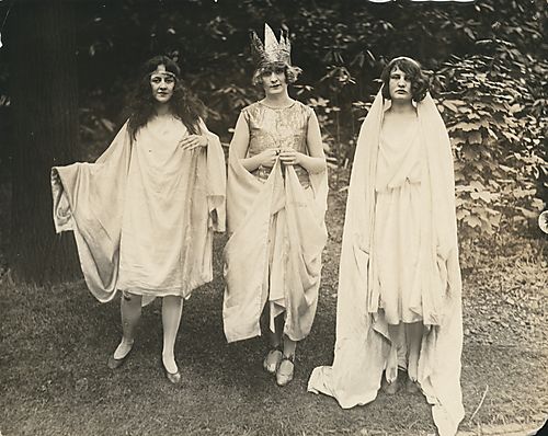 Jane Willard as Amphitrite