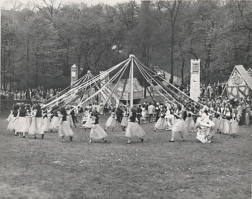 Maypole dances