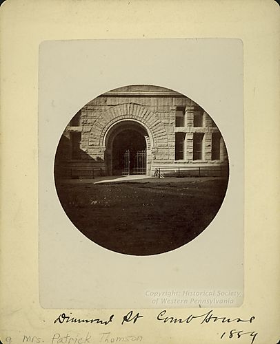 Exterior Gate at the Allegheny County Courthouse